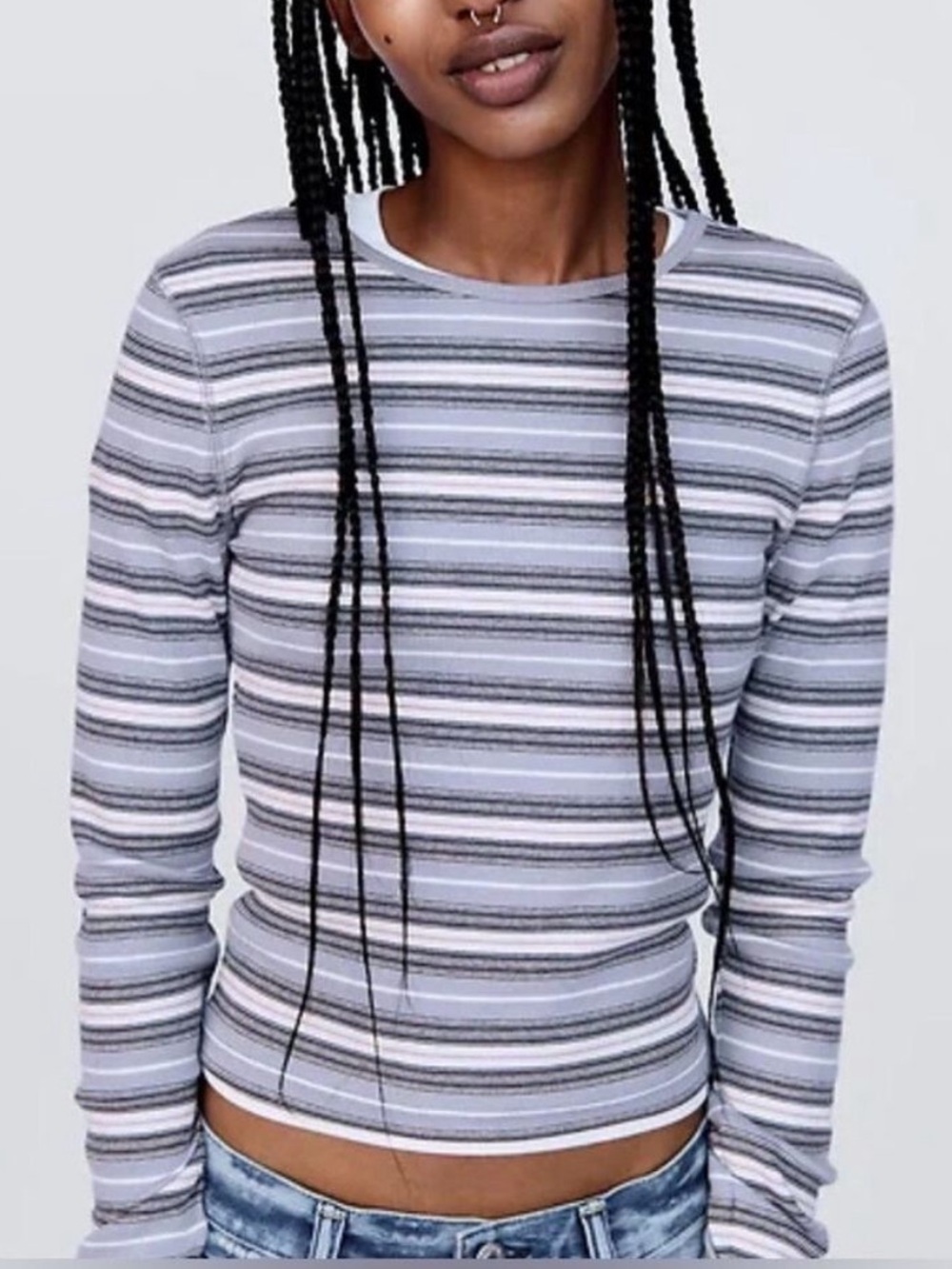 🎈$10 add on #192 Northern Reflections. Striped Crewneck Blue and White Long Slee